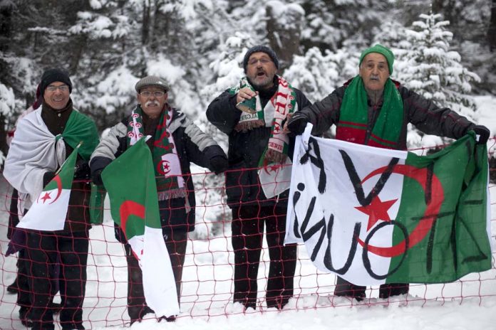 Good Luck Algeria de Farid Bentoumi