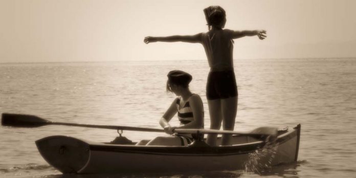 Les Voyages Extraordinaires d'ella mailart