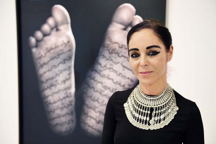 Looking for Oum Kulthum - Shirin Neshat