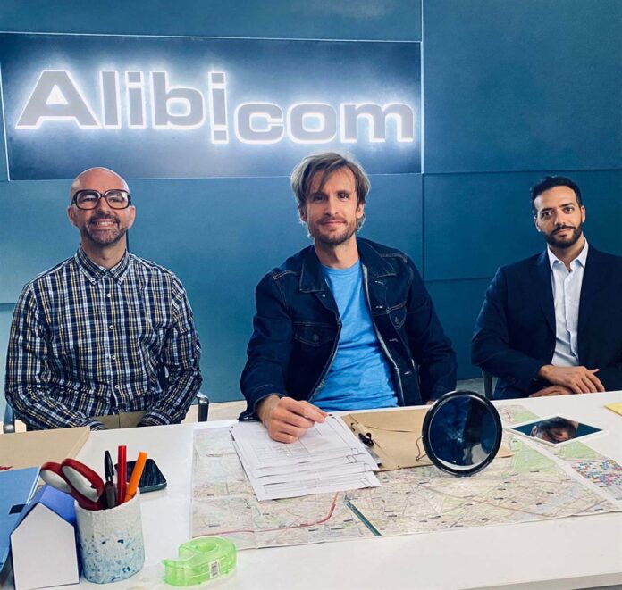 Alibi.com 2 (2)