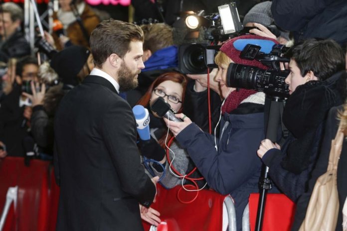 CINQUANTE-NUANCES-DE-GREY-Fifty-Shades-of-Grey-Jamie-Dornan